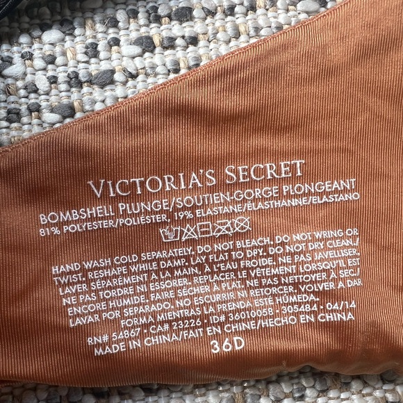 Victoria’s Secret Bombshell Plunge Sexy Leopard Bra Size 36D - Picture 9 of 11